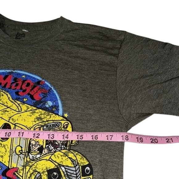Vintage The Magic School Bus Graphic Tee Adult Size M Cotton Blend - Picture 5 of 6